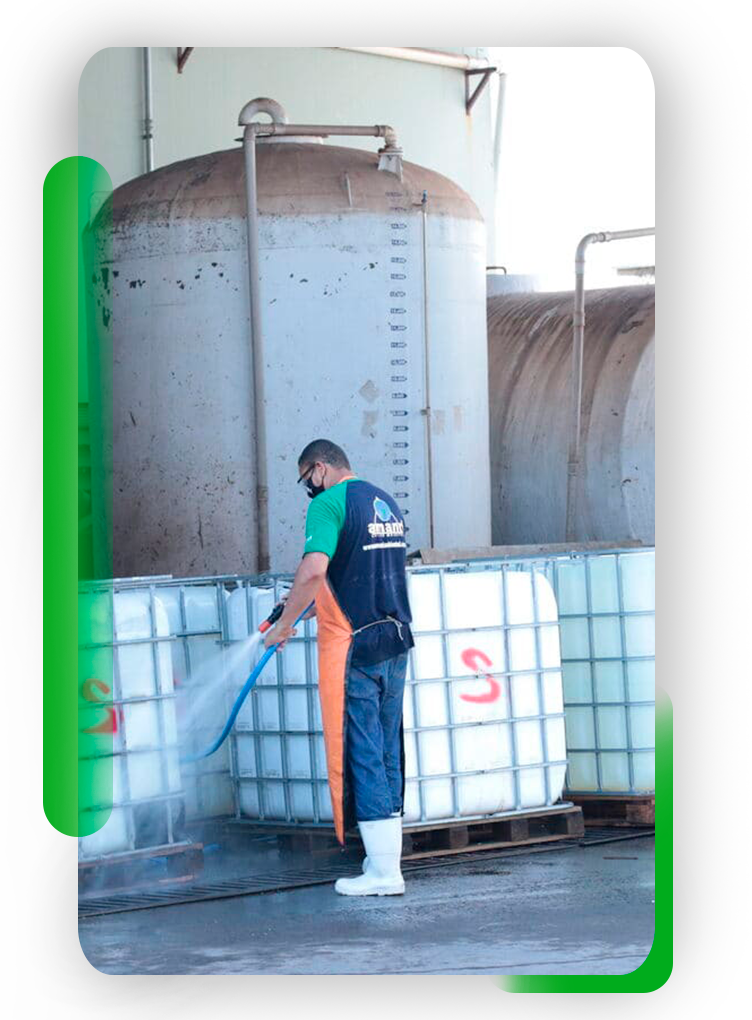 Lavagem e Higienização de IBC 1000L